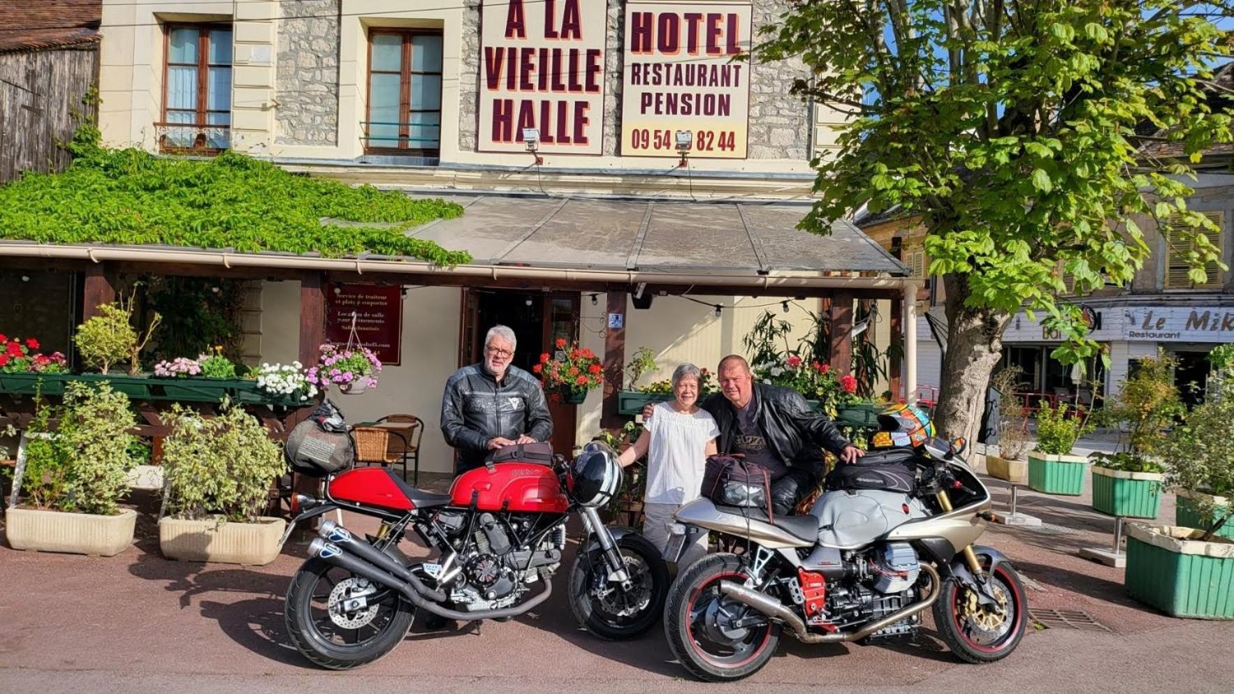 A La Vielle Halle Souppes-sur-Loing Экстерьер фото